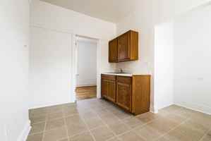 featured image of 7249 S Blackstone Ave