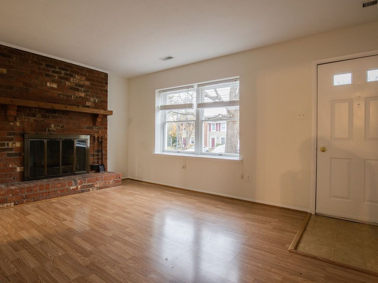 9324 Gildenfield Ct - Photo 2 of 23