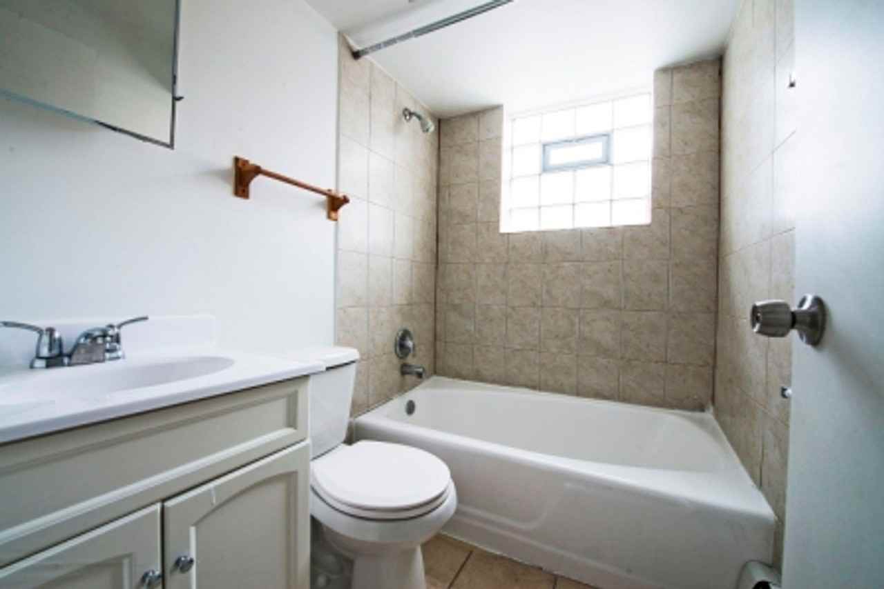 14031 S School St Riverdale, IL 60827 - Photo 2 of 20