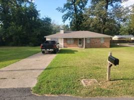 featured image of 1115 Ray Rd