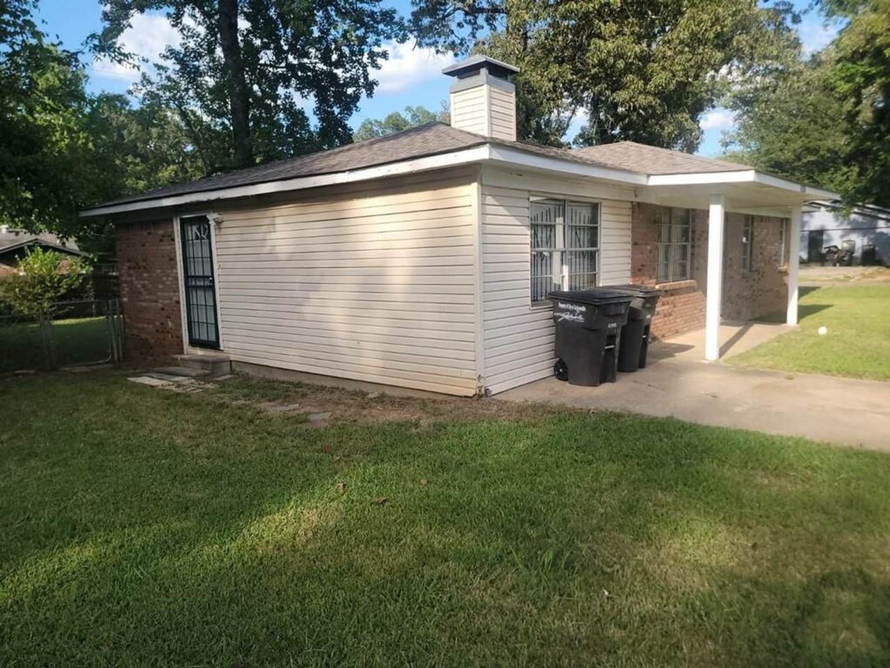 1115 Ray Rd - Photo 2 of 26