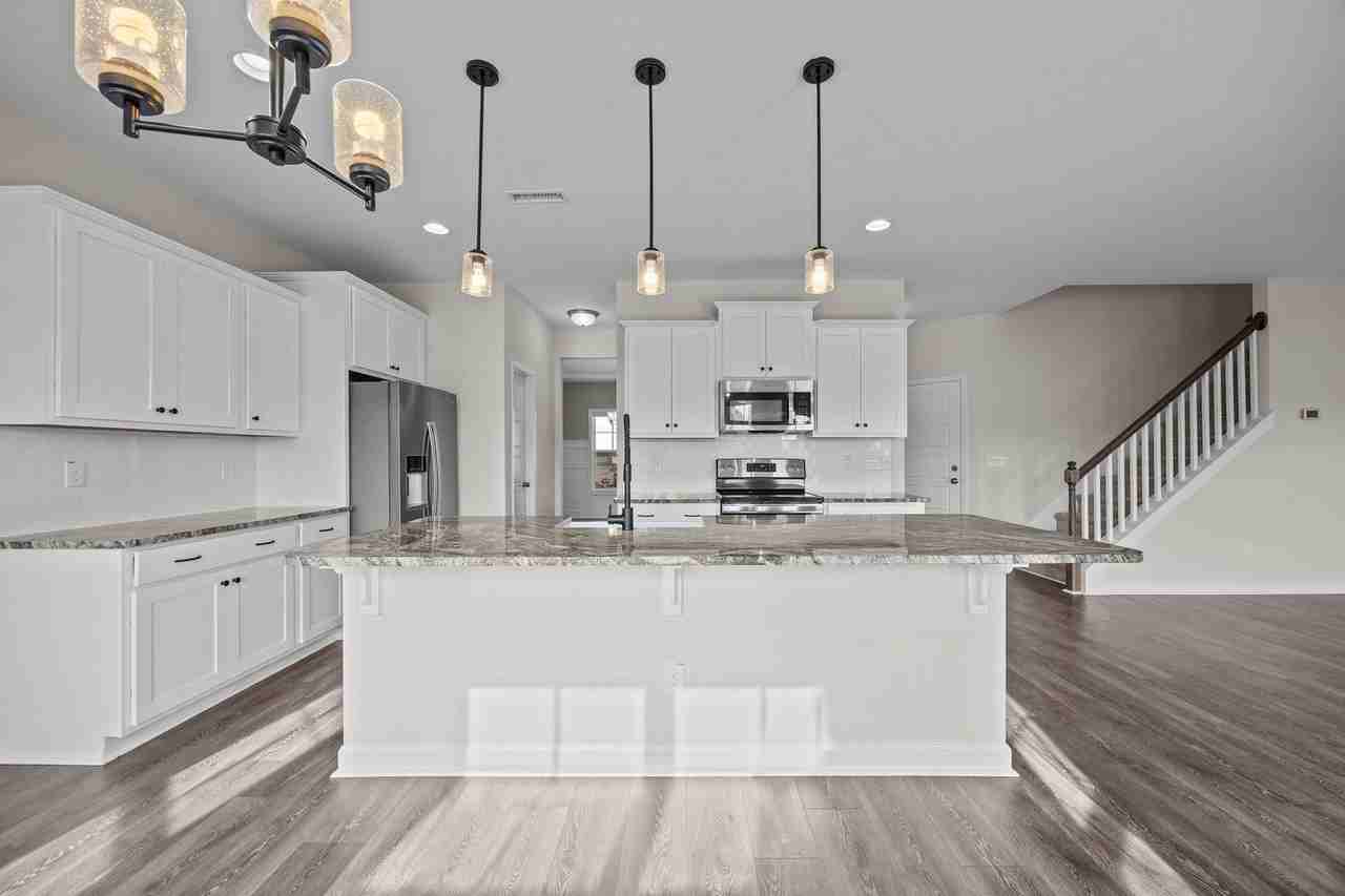 8 Looping Horse Cir - Photo 6 of 41