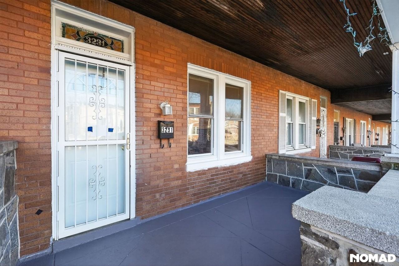 3231 Phelps Ln - Photo 5 of 29