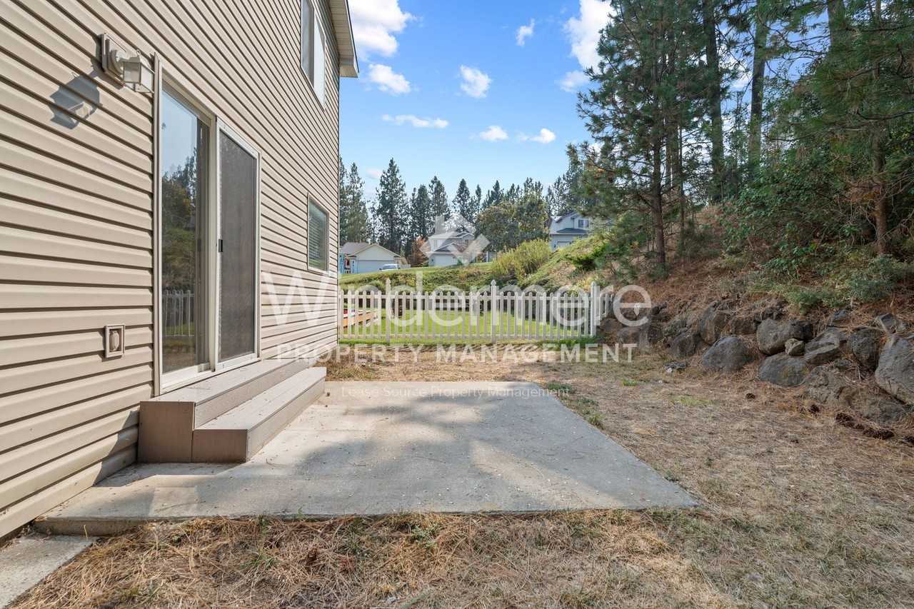 2828 S Arthur St - Photo 7 of 50