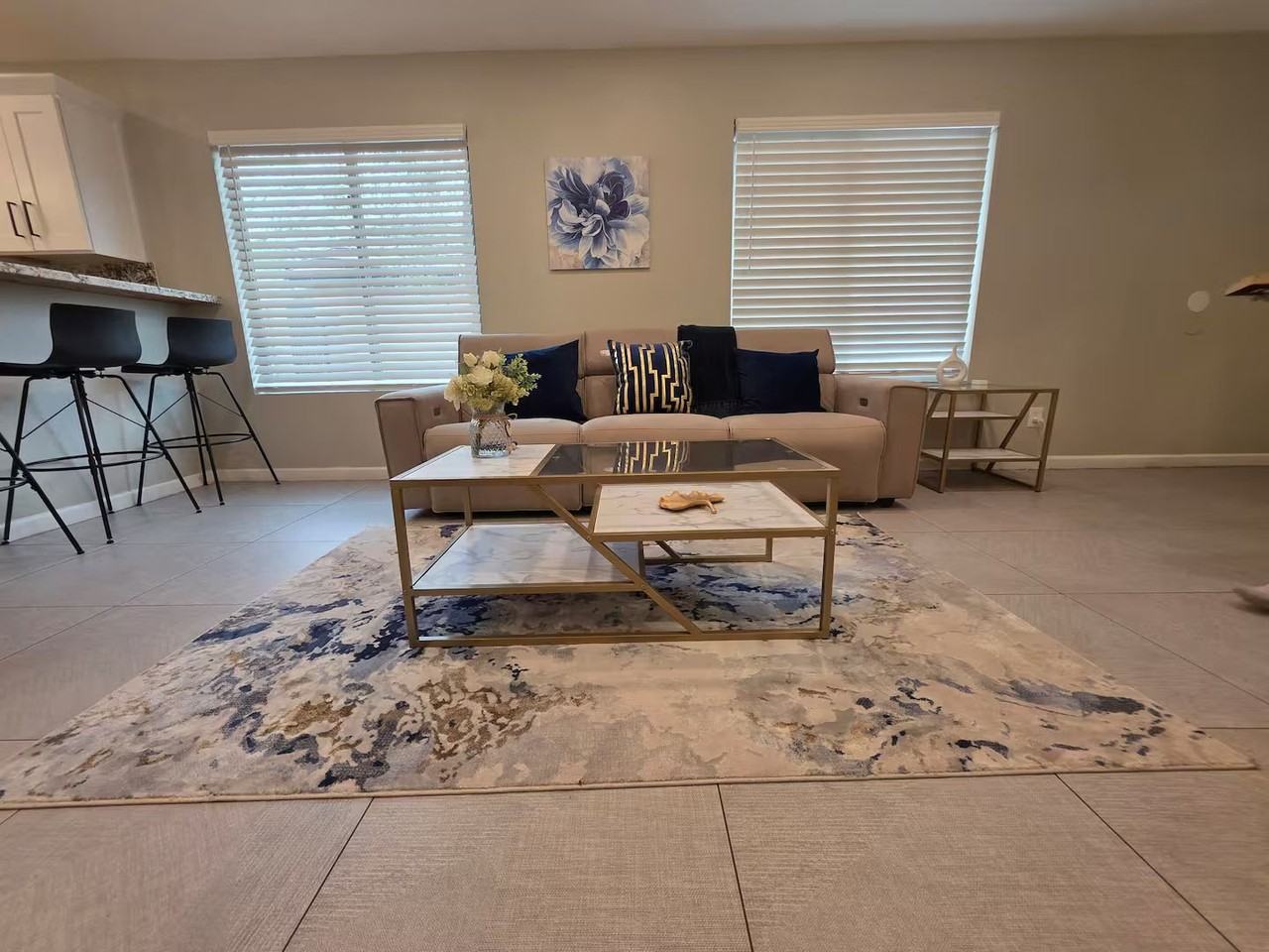 1362 E 10th St - Photo 3 of 16