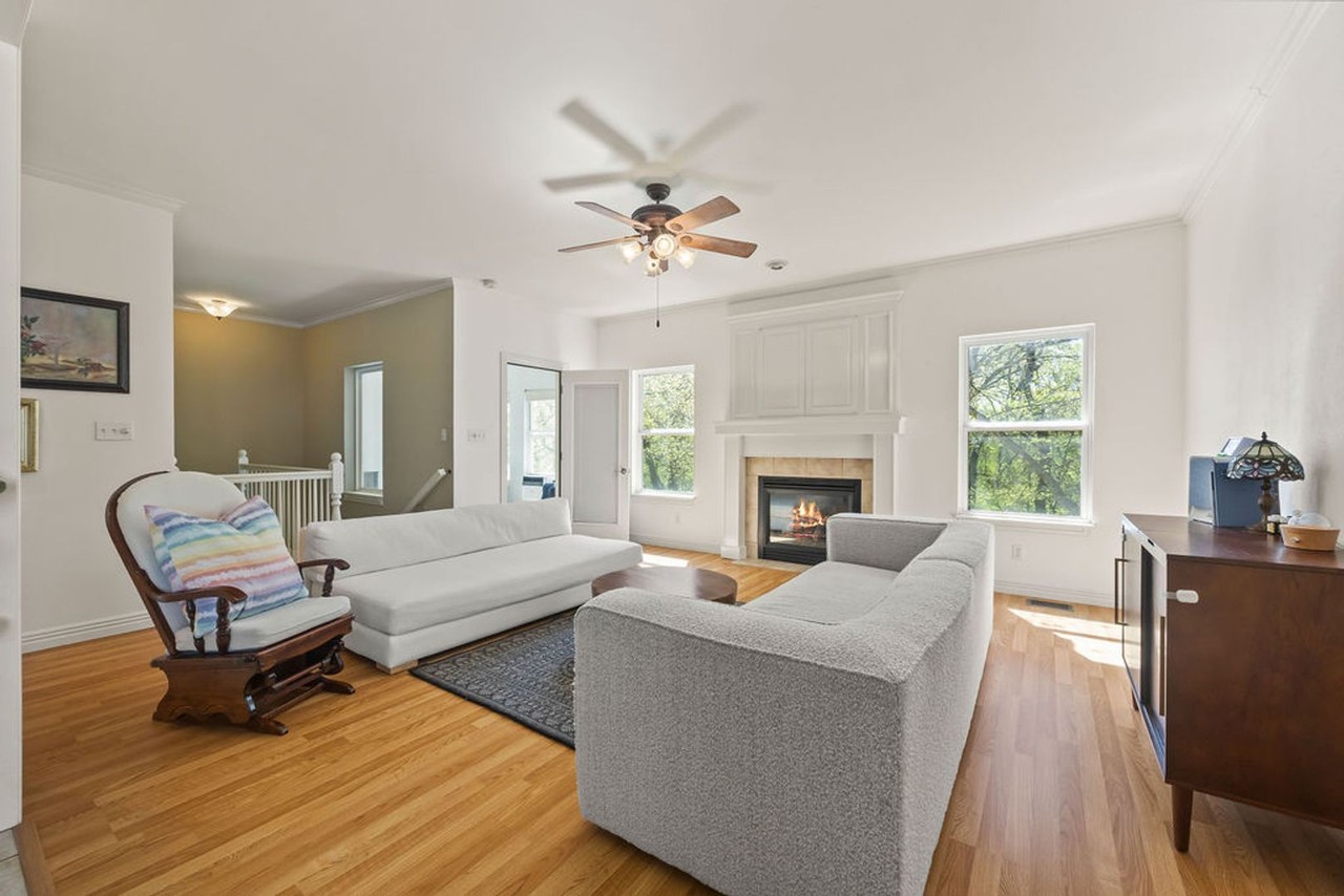 2 Churchwell Ct - Photo 5 of 32