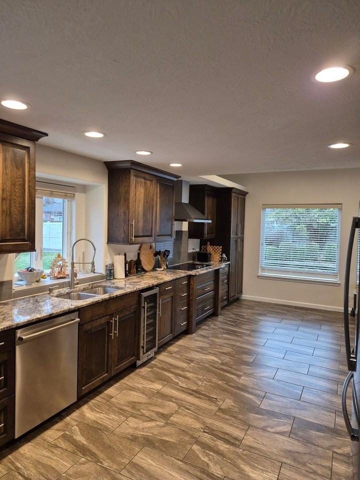 1878 N Bing Ave - Photo 6 of 27