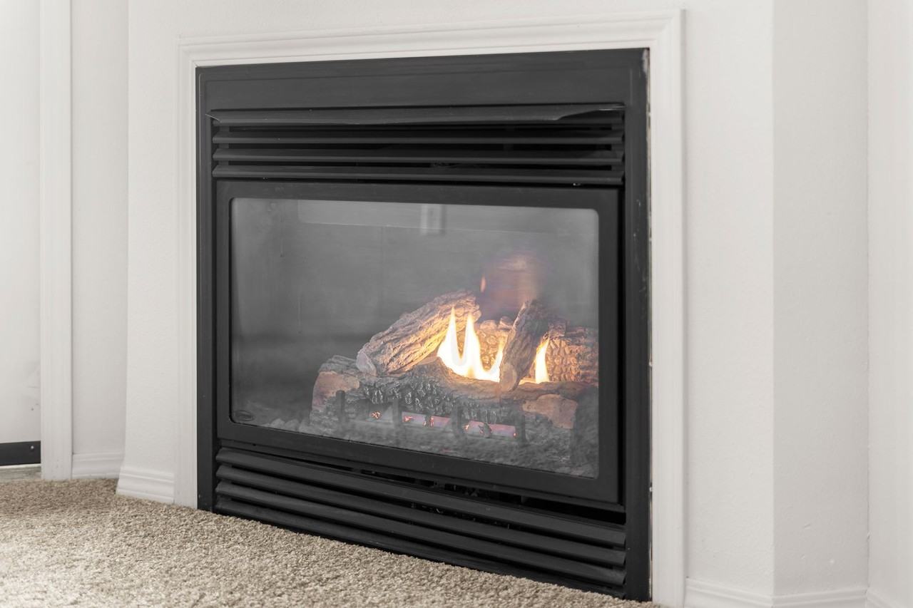 293 Nw Greenwood Ave - Photo 4 of 18