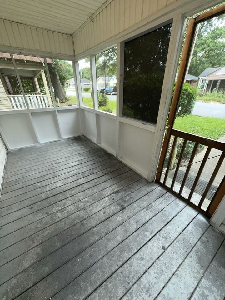 2916 Thomas St - Photo 6 of 6