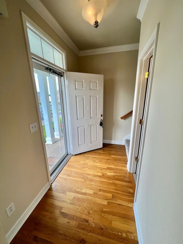 2271 Dewey Dr #3 - Photo 3 of 20