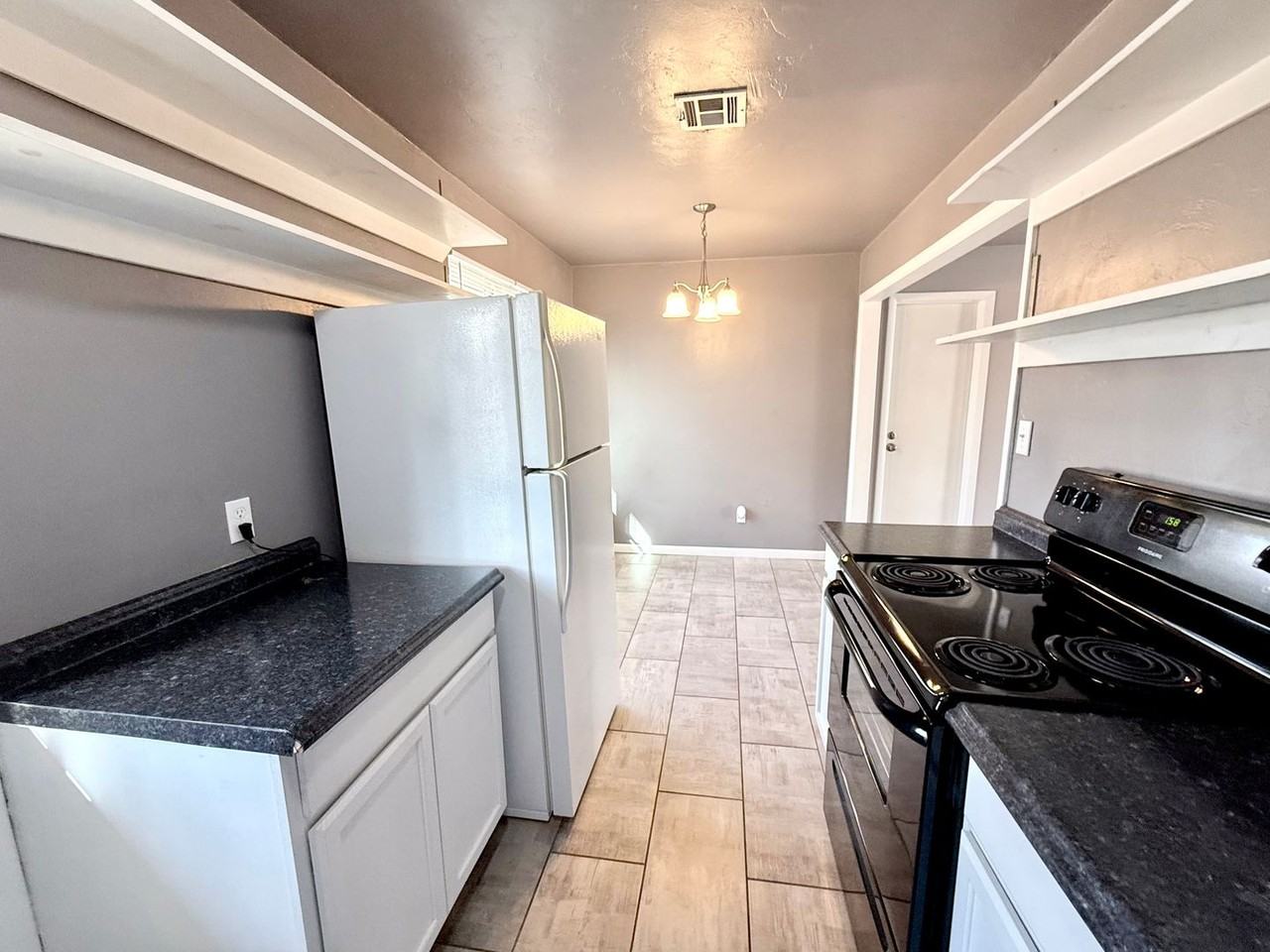 9517 Ridgeview Dr - Photo 6 of 13