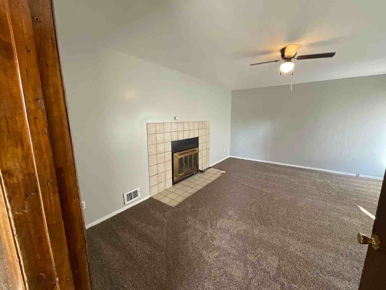 4309 Epperly Dr - Photo 3 of 19