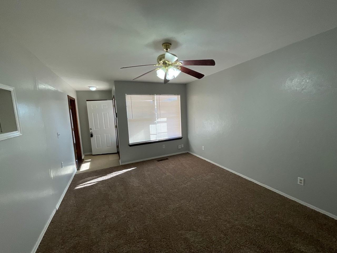 4309 Epperly Dr - Photo 6 of 19