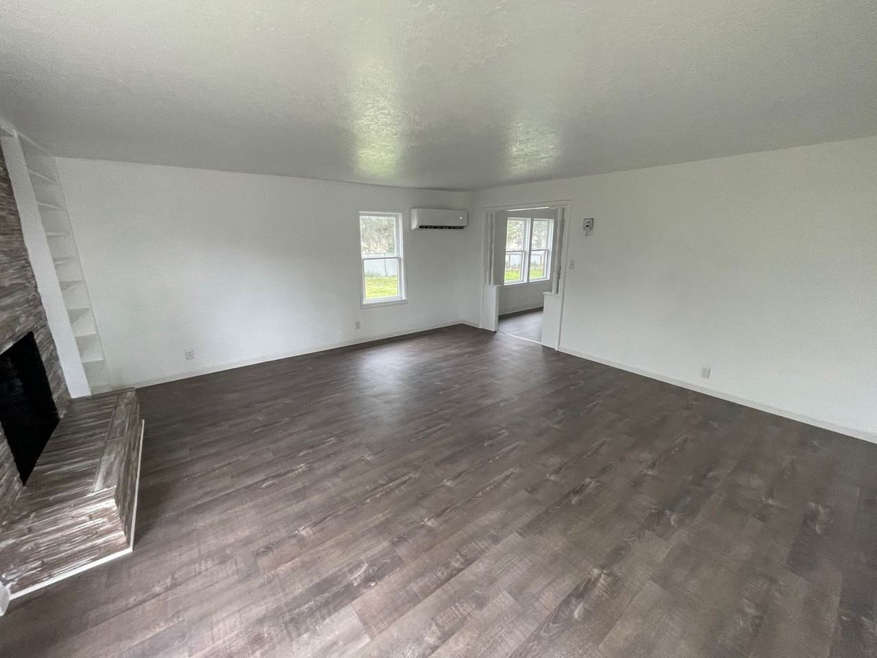 3916 Homedale Rd - Photo 3 of 10