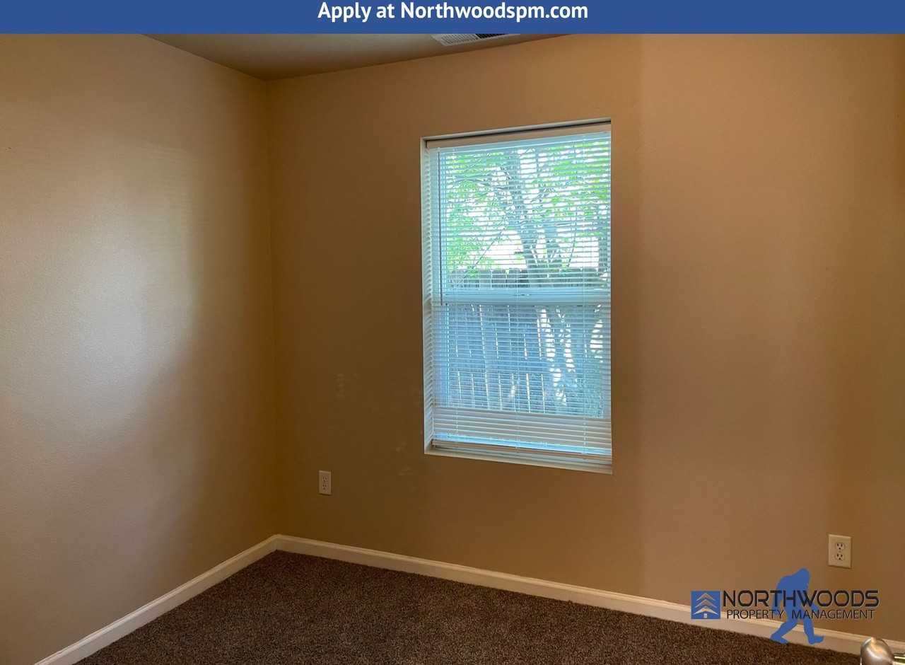 3419 Sharon Way - Photo 3 of 19