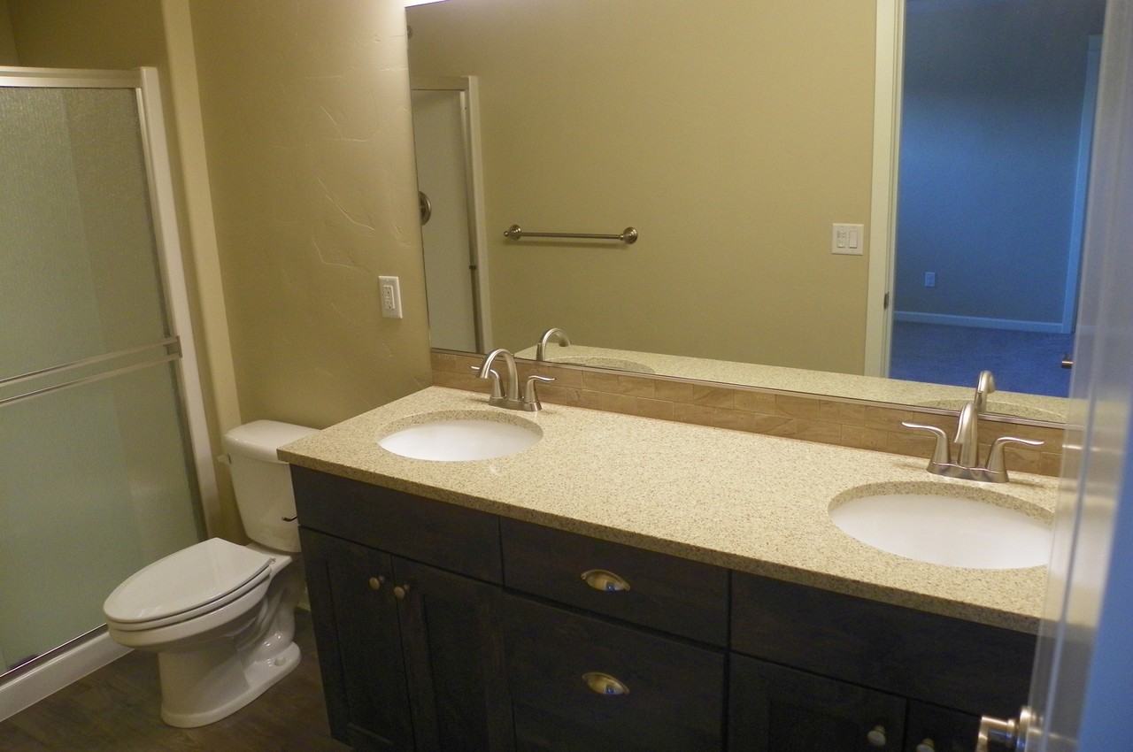 20805 Ne Sierra Dr - Photo 7 of 17