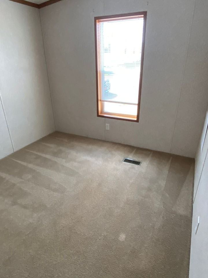 887 Cal Dr - Photo 7 of 9