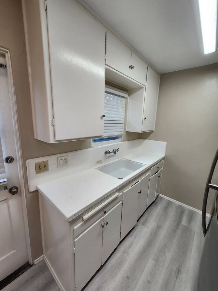 4121 Mason St - Photo 5 of 10