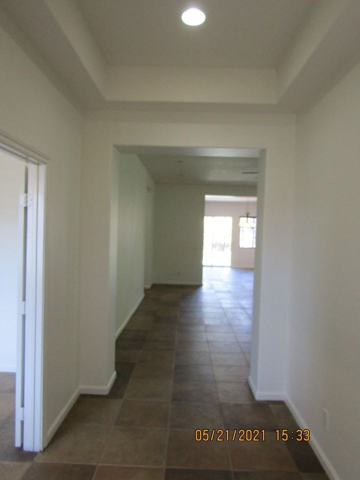 2516 Logan Dr - Photo 4 of 26