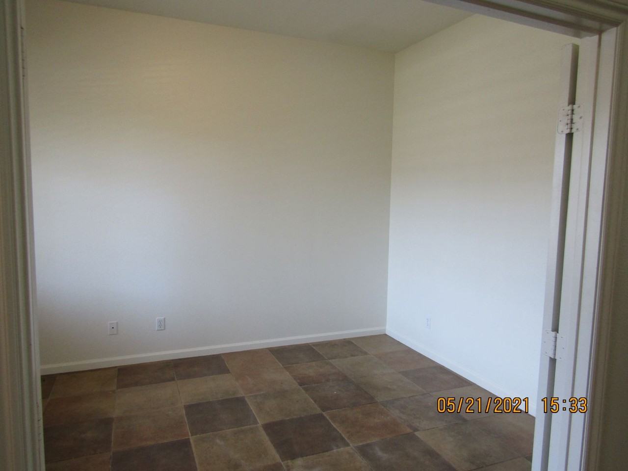 2516 Logan Dr - Photo 5 of 26