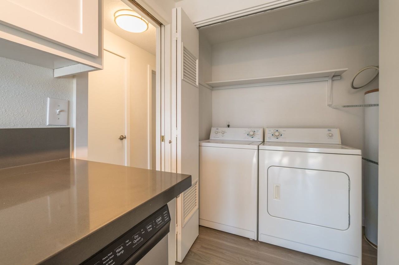 Hallwood Apartments - Photo 7 of 35