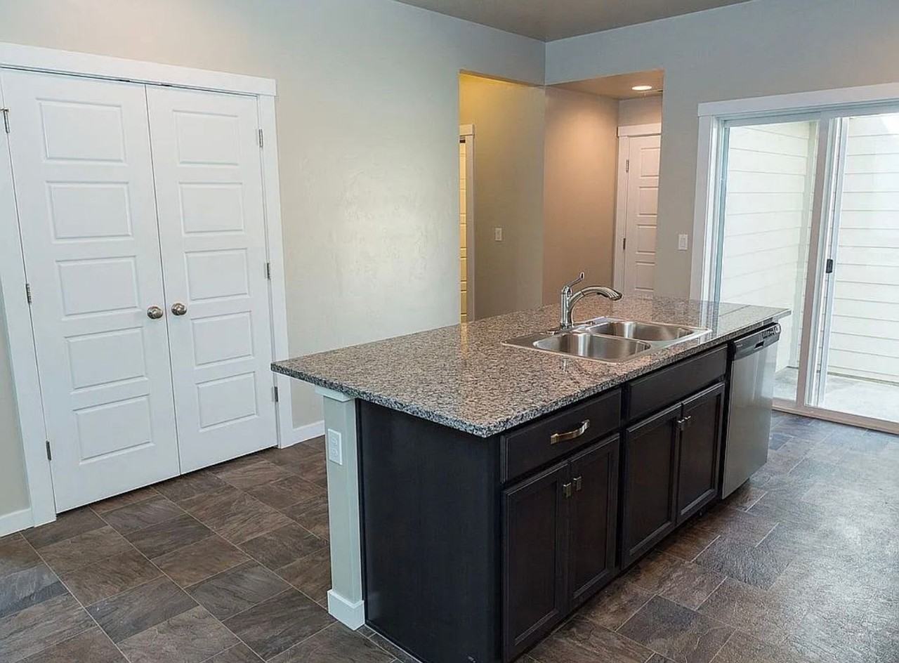 1838 W Heavy Timber Dr - Photo 4 of 19