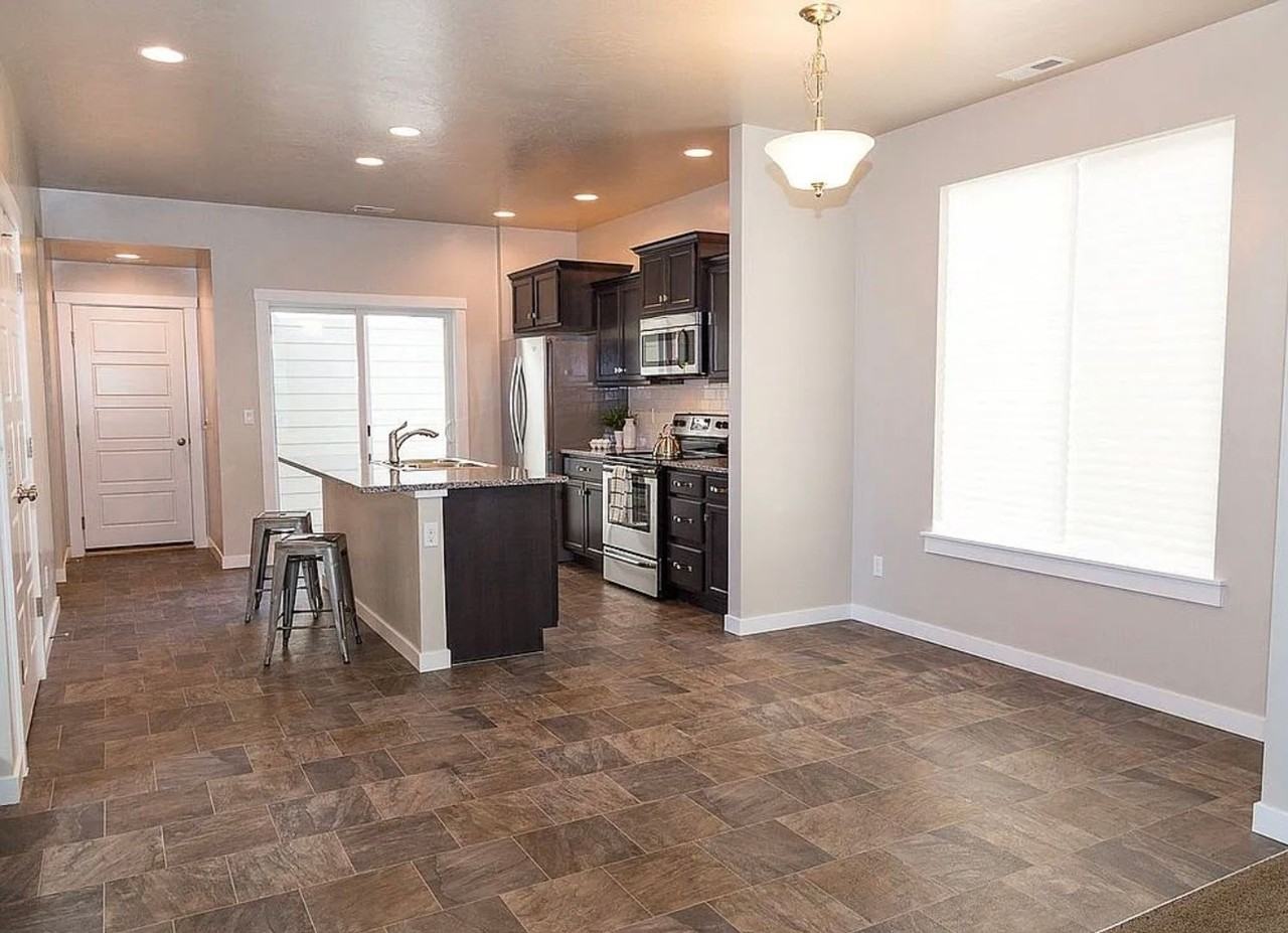 1838 W Heavy Timber Dr - Photo 5 of 19