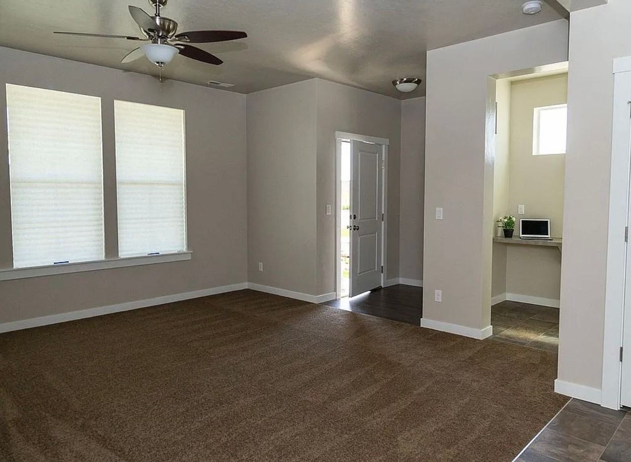 1838 W Heavy Timber Dr - Photo 7 of 19