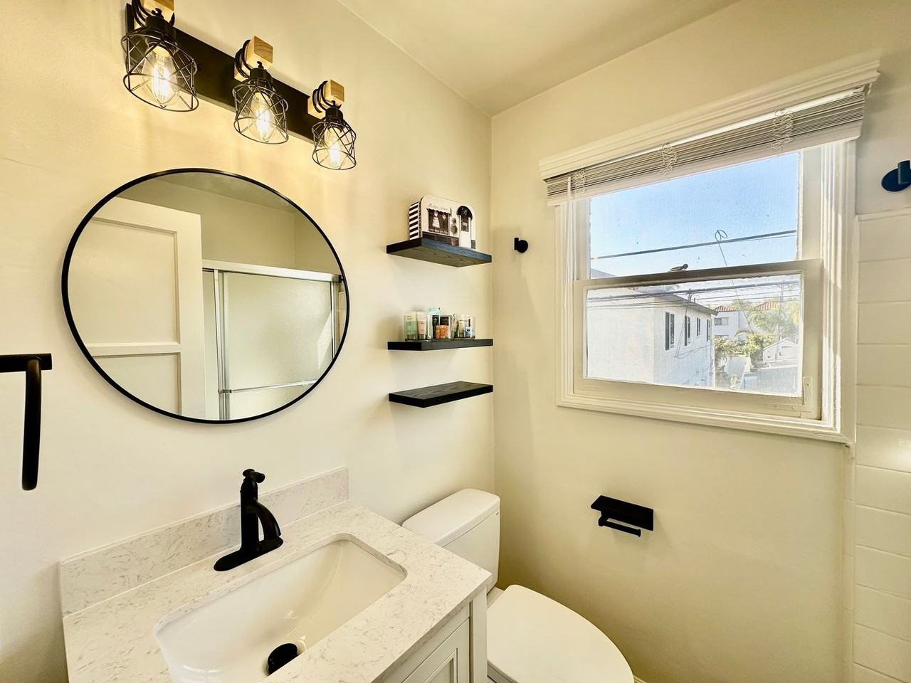 1925 Fortuna Ave - Photo 7 of 10