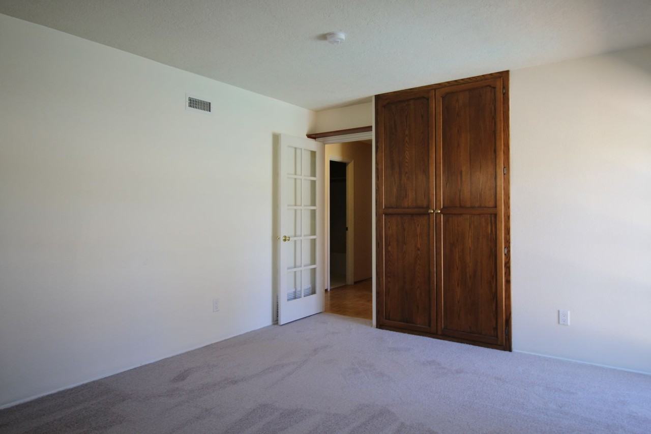 8452 Highwood Dr - Photo 6 of 11