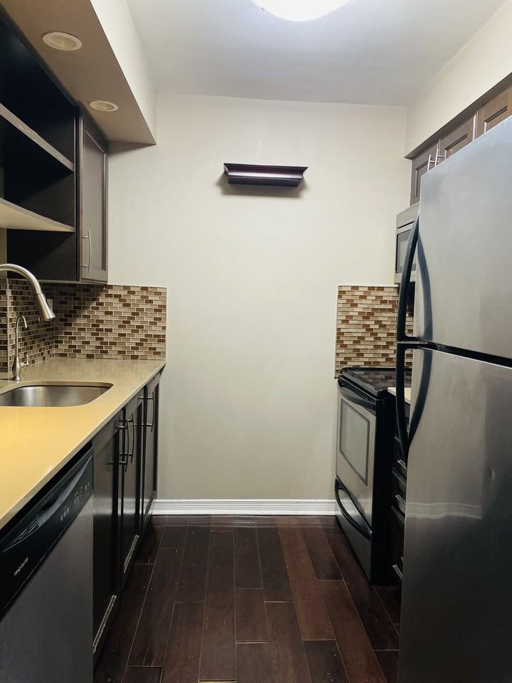 Kennedy Rd & Queen St E #1903 - Photo 5 of 21