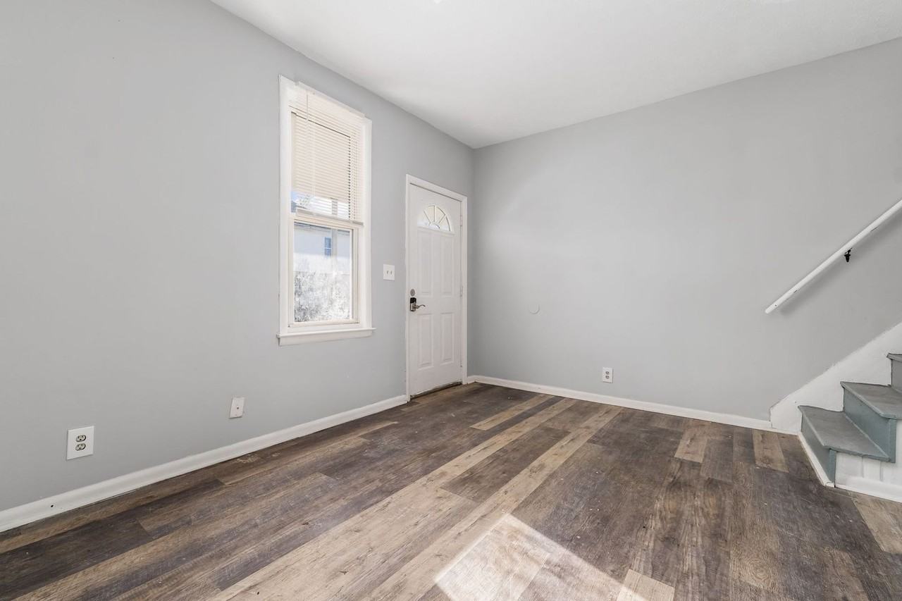 801 W 5th Ave - Photo 7 of 21