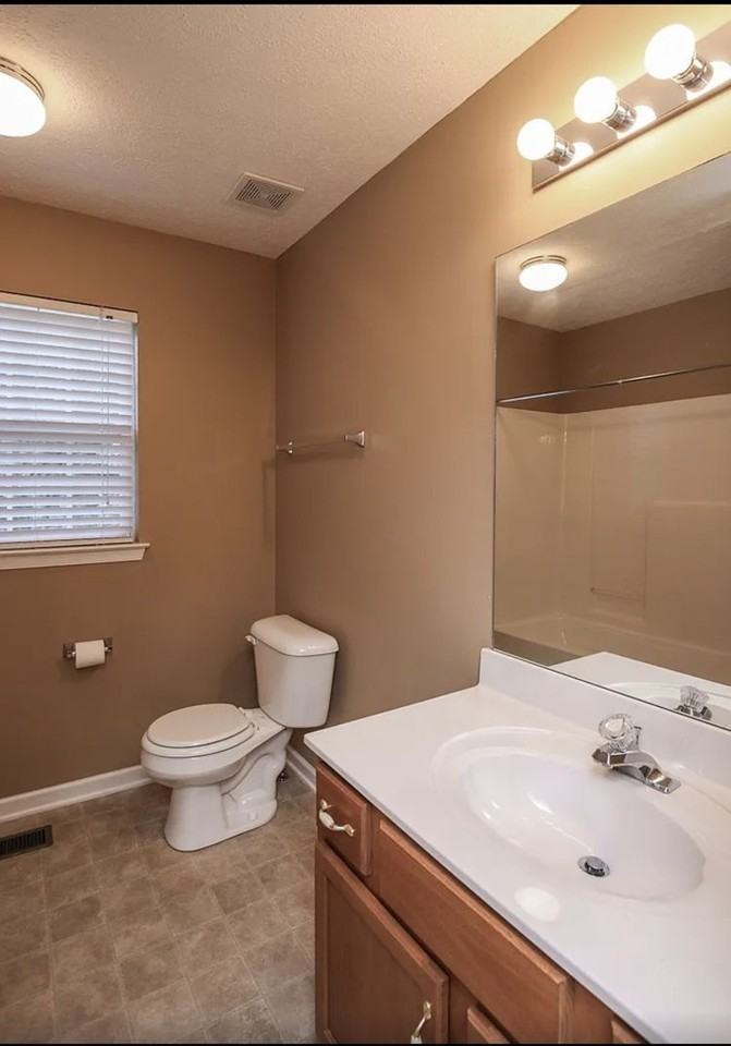 3117 Demetros Pl - Photo 6 of 8