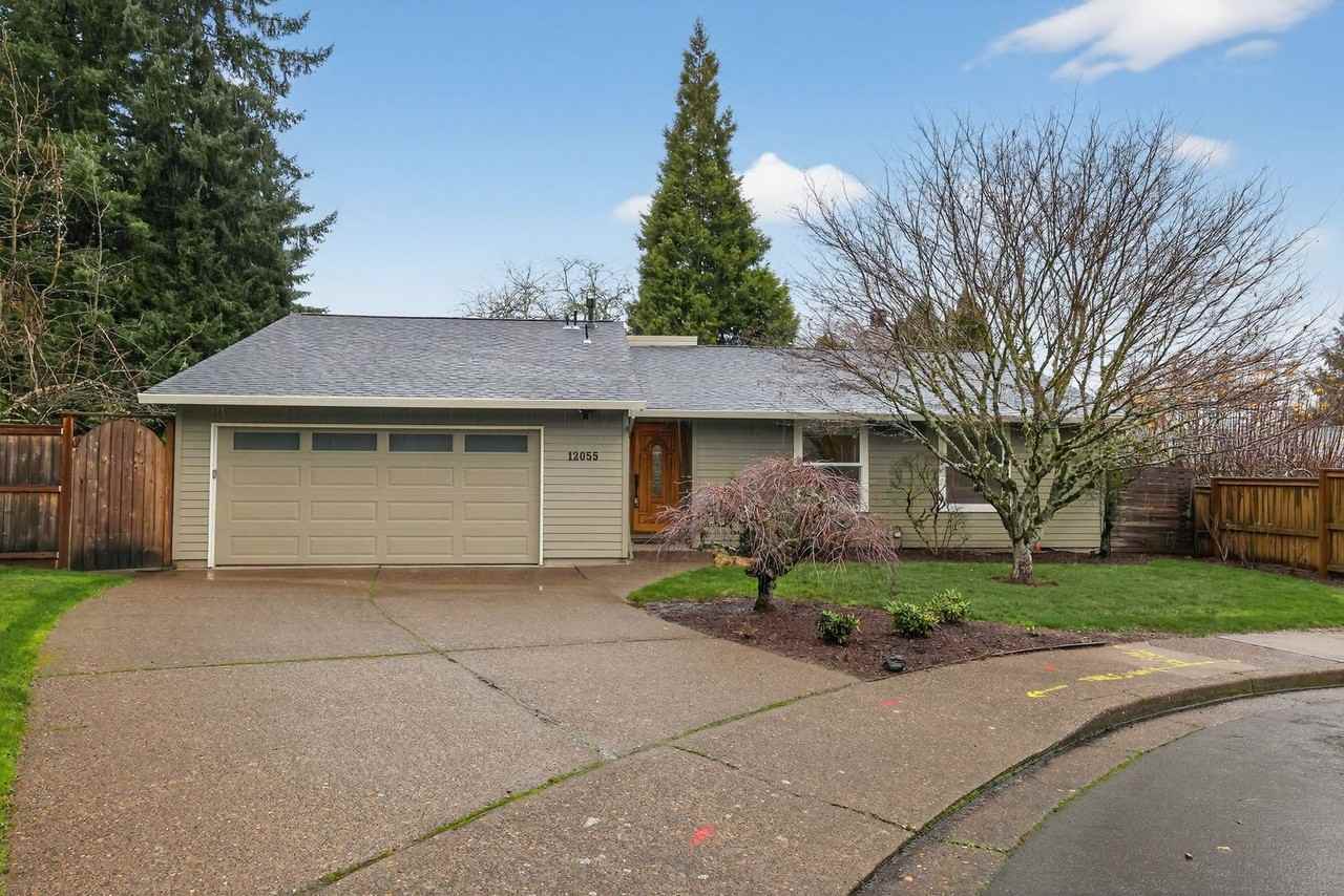 12055 Sw Morlock Ct - Photo 2 of 14