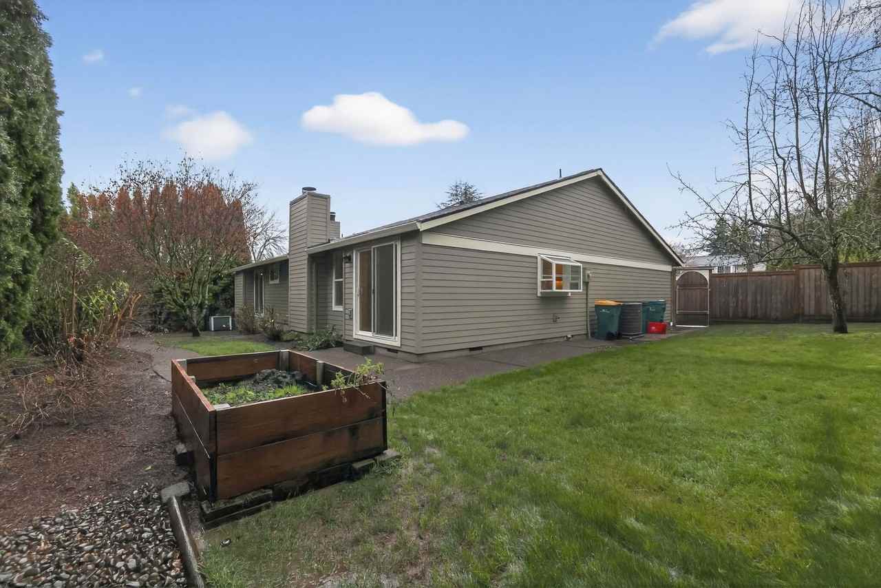 12055 Sw Morlock Ct - Photo 4 of 14