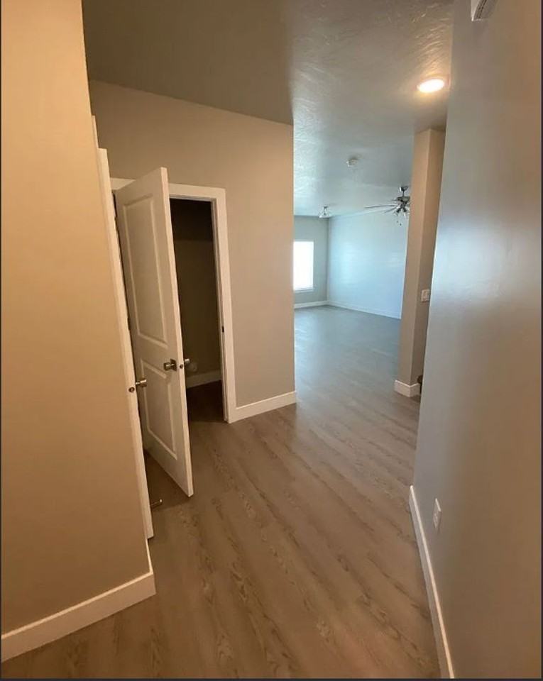 3067 N 175 E - Photo 5 of 22