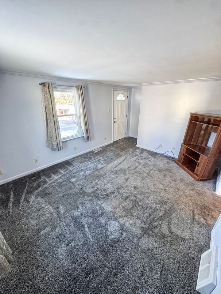 3210 Route 309 - Photo 3 of 17