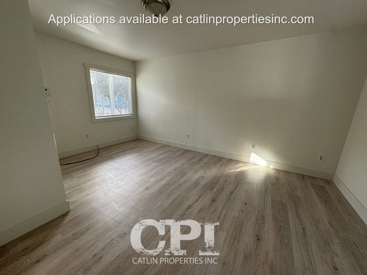 1106 16th Ave - Photo 5 of 15