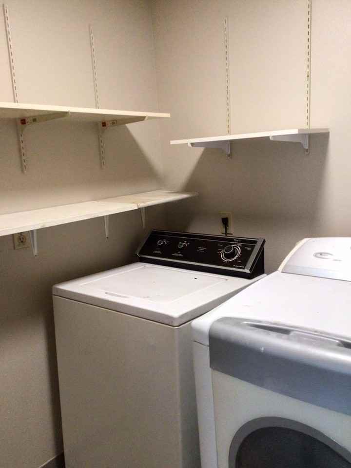 2711 Falk Rd - Photo 2 of 18