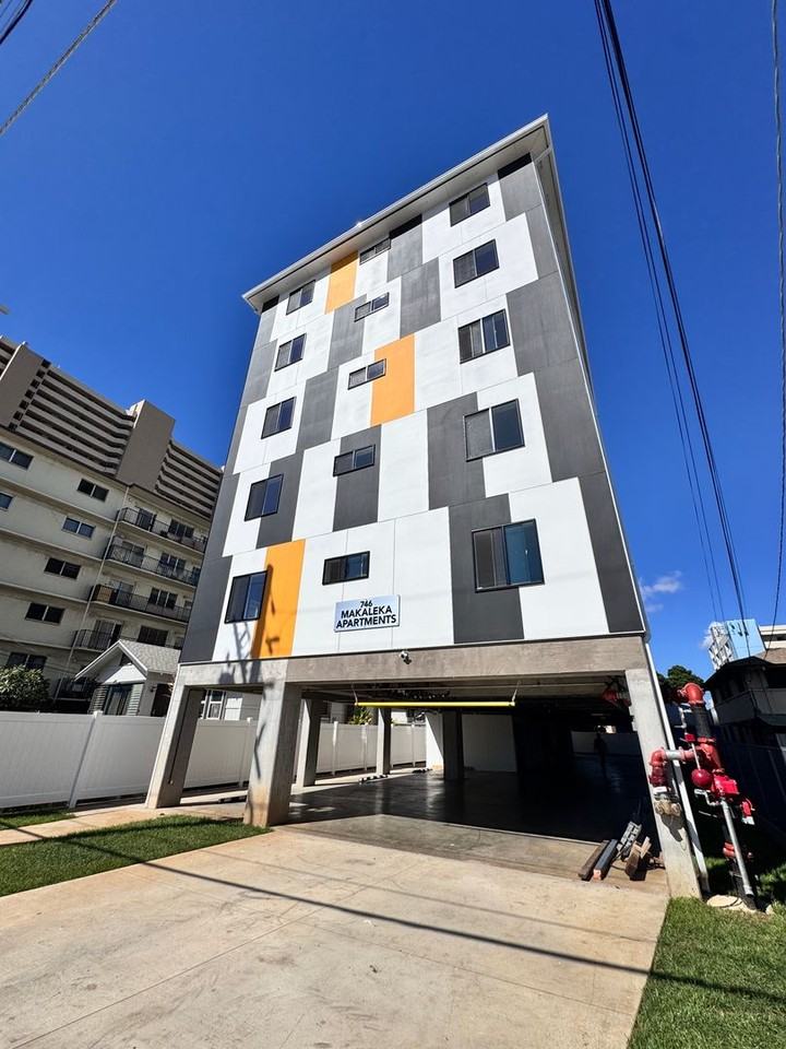 746Makaleka - Photo 3 of 42