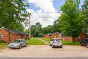 featured image of 1706 Virginia St