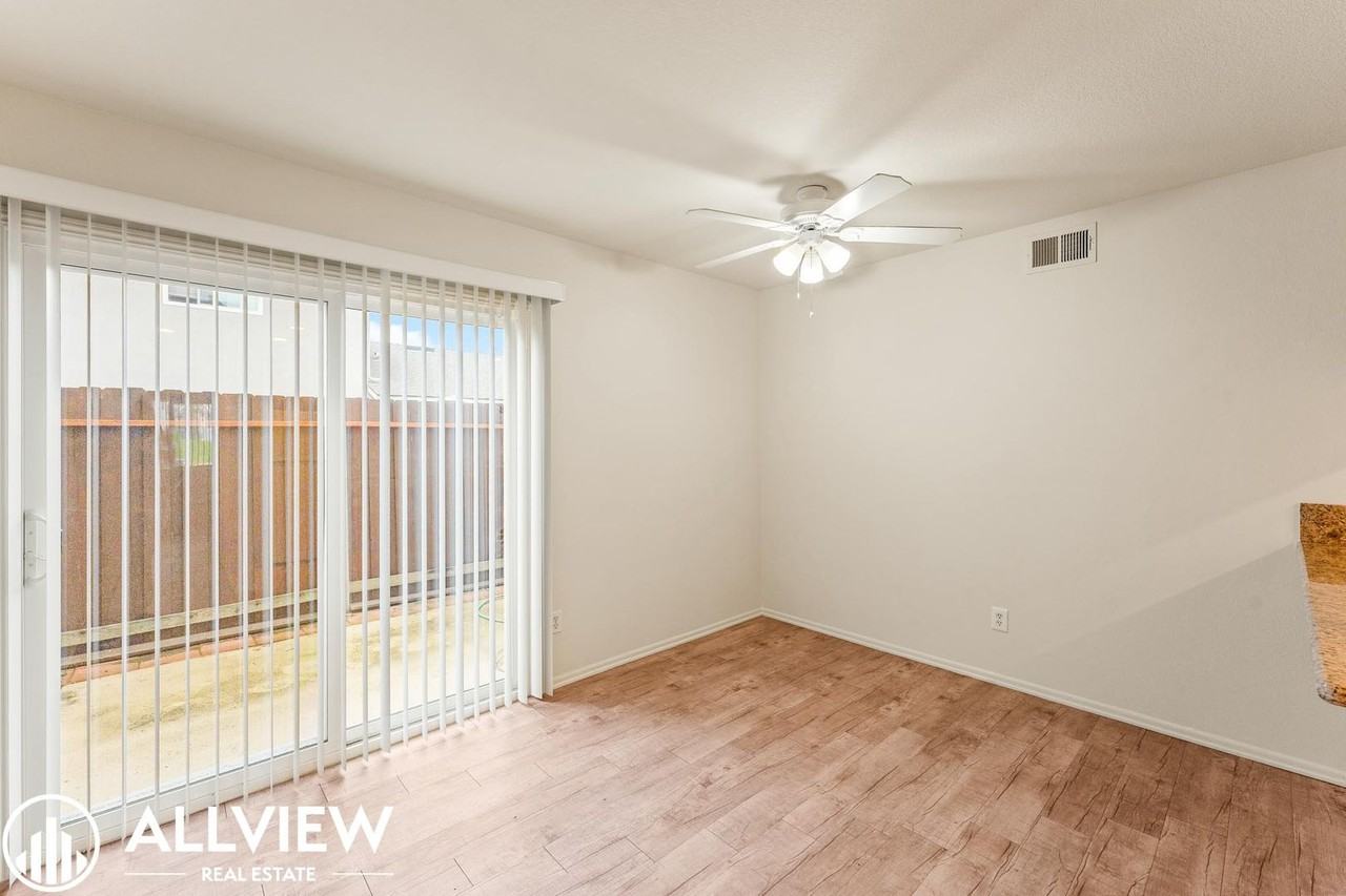 16731 Bartlett Ln - Photo 6 of 20