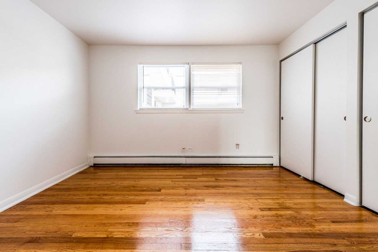 14110 S Atlantic Ave Riverdale, IL 60827 - Photo 5 of 19