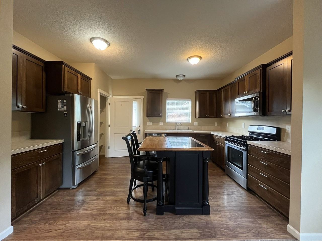 362 Nw 6th Ave - Photo 4 of 49