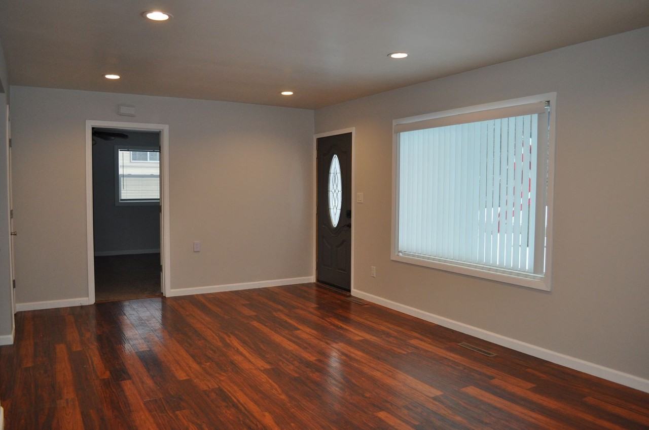 1512 19th St Nw - Photo 2 of 16