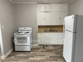 featured image of 208 5th Ave Sw