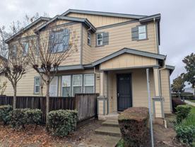 1613 Centennial Dr - Photo 1 of 1