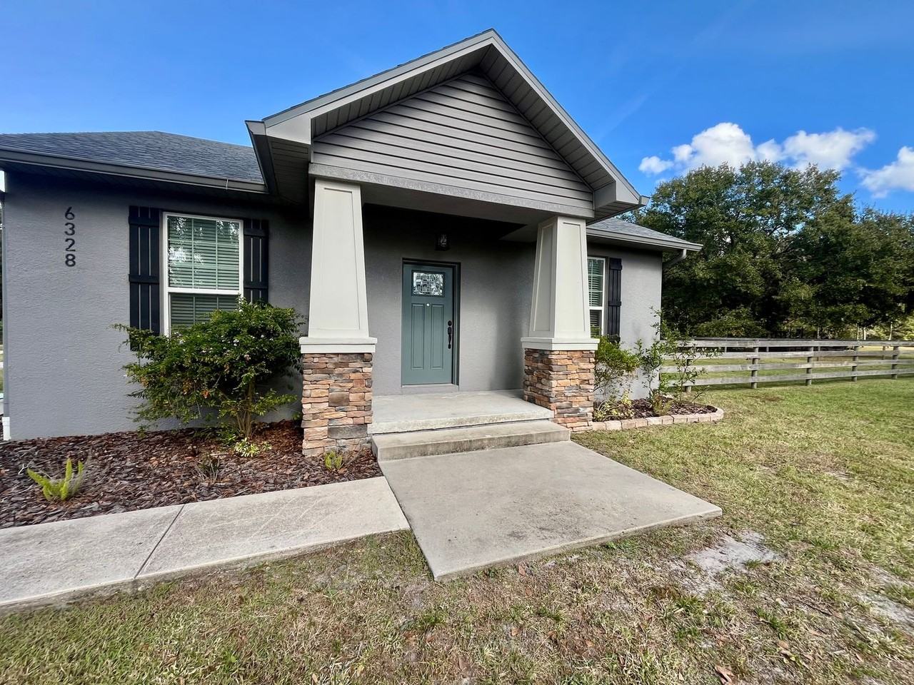 6328 Barton Rd - Photo 3 of 26