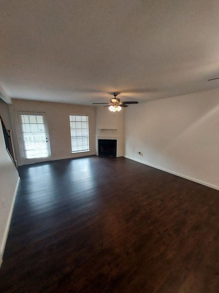 4390 Stumberg Ln - Photo 5 of 13