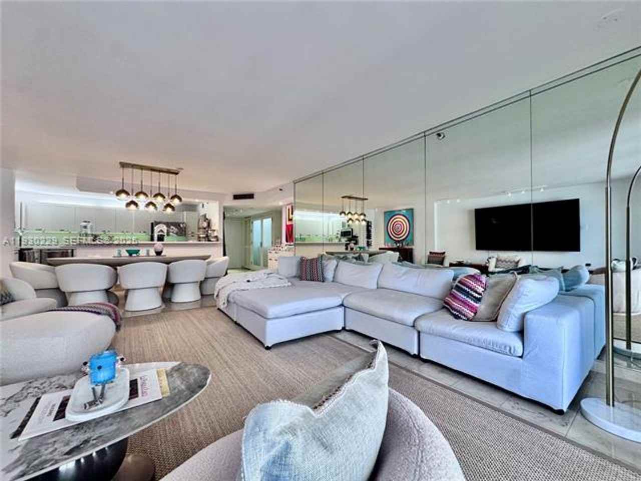 8877 8877 Collins Ave appt 402 - Photo 7 of 24